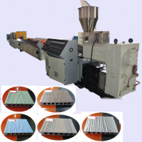 PE WPC co-extrusion decking making machine  with different color for two surface manufacturer price